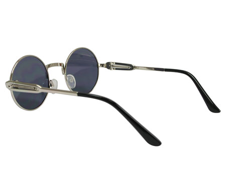 Round Sunglasses - Silver Frame / Smoke Lens