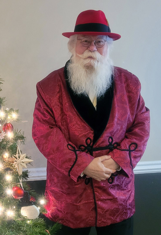 Customer photos wearing [Editors Pick] After Christmas Santa