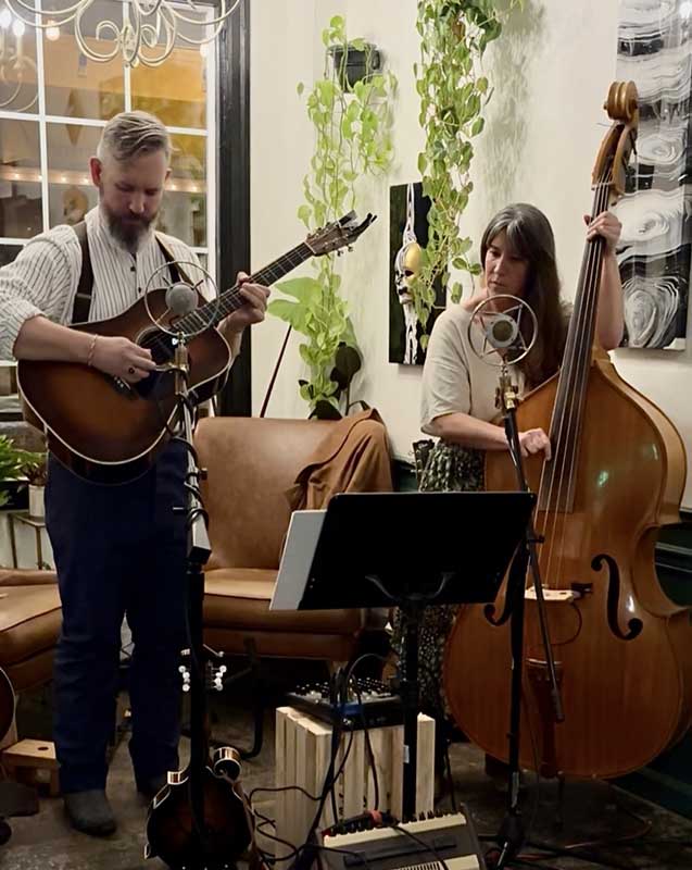 Customer photos wearing [Editors Pick] Old Look, Old Sound