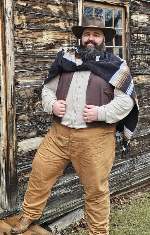 Customer photos wearing [Editors Pick] Poncho Pioneer Turns Heads