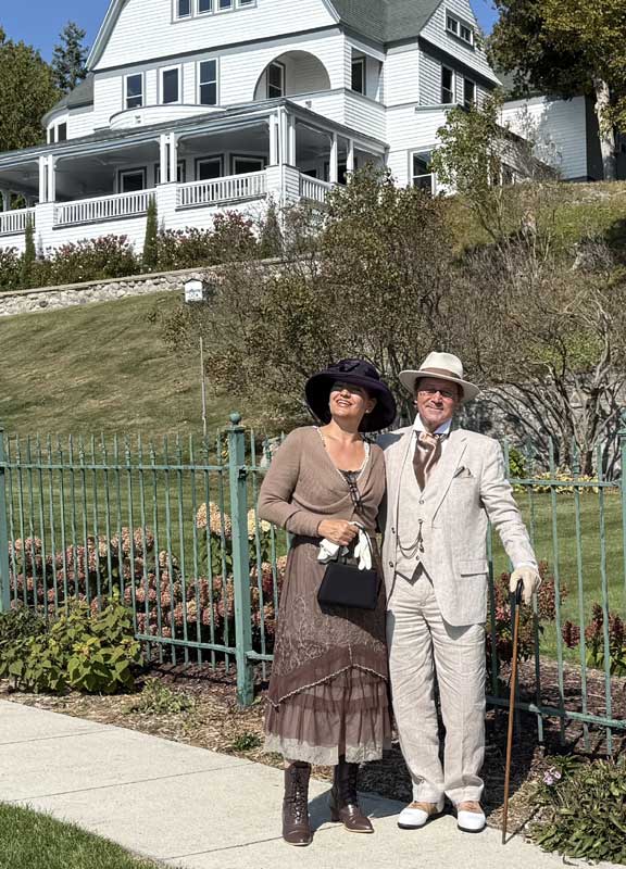 Customer photos wearing [Editors Pick] Iconic Legacy